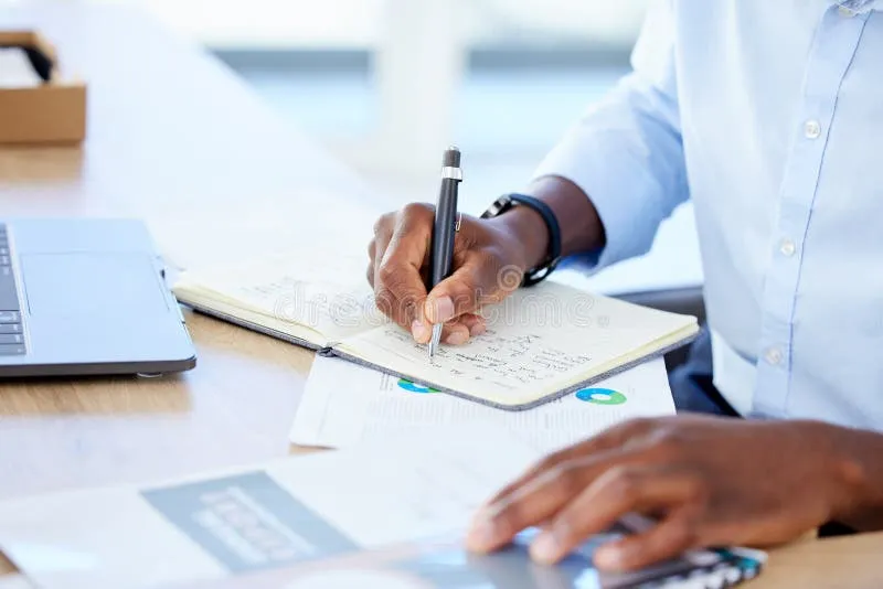 From Page to Practice: The Systems Elite Executives Use to Turn Business Books into Organizational Results